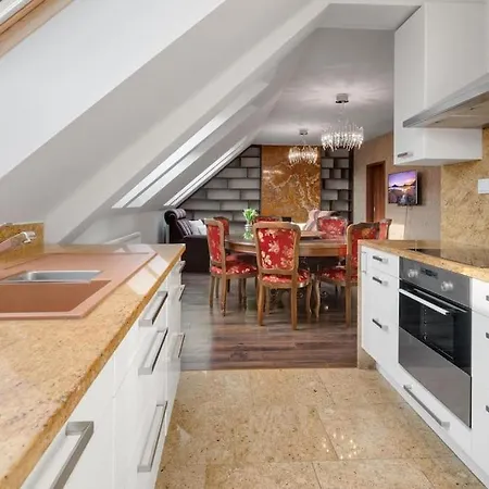 Apartment S Terasou Pressburg